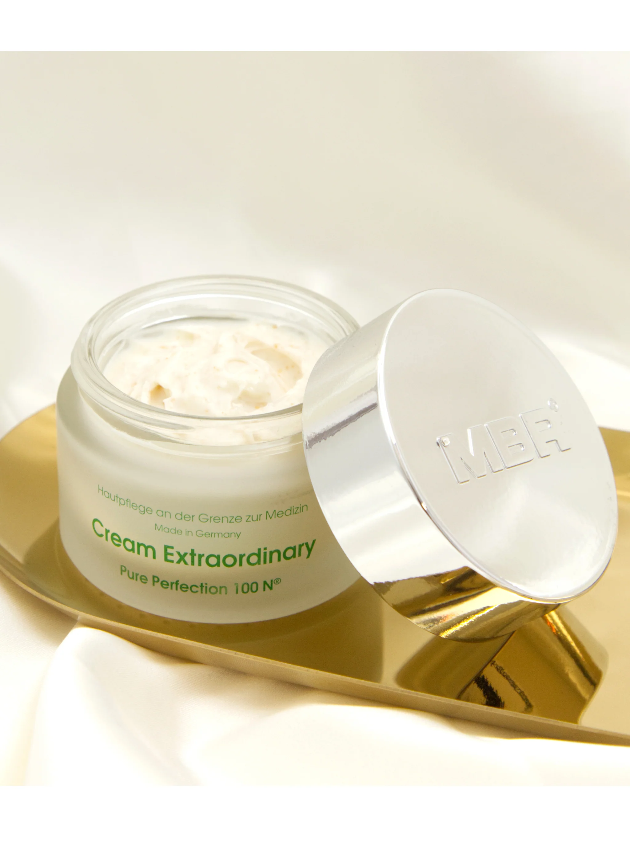 Cream Extraordinary - Image 3