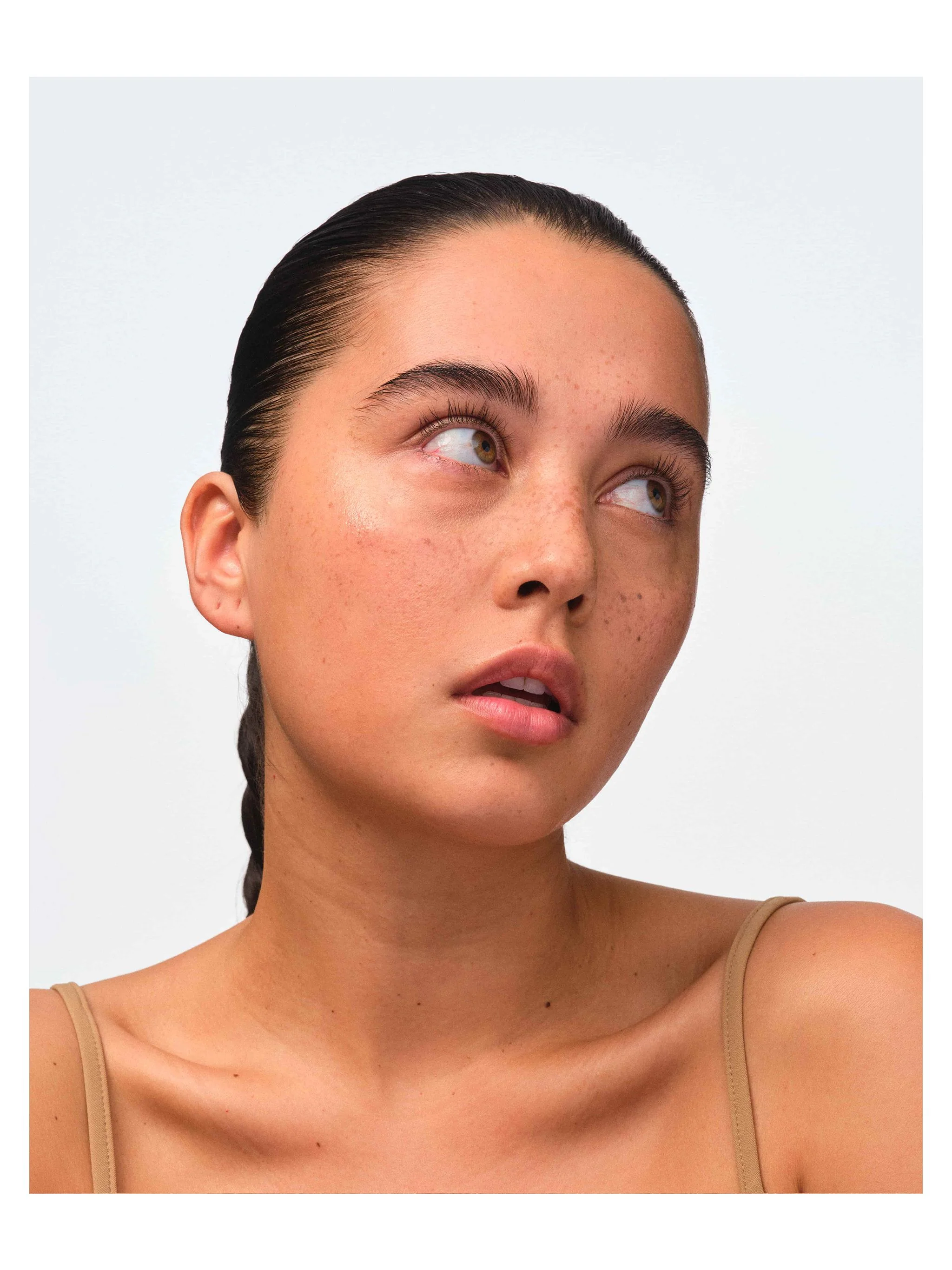 Essential Face Compact - Image 62