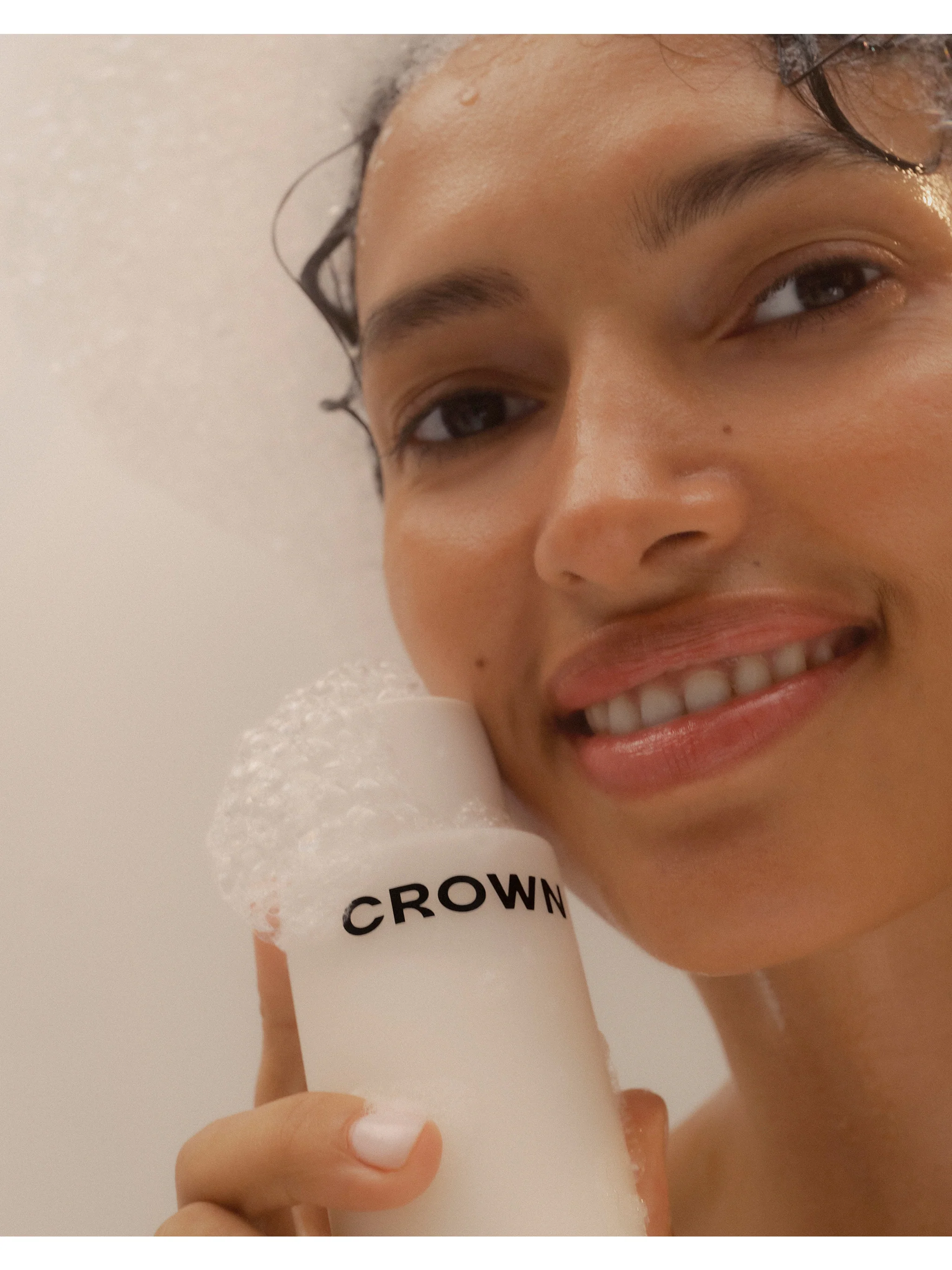 The Hydrating Shampoo - Image 7