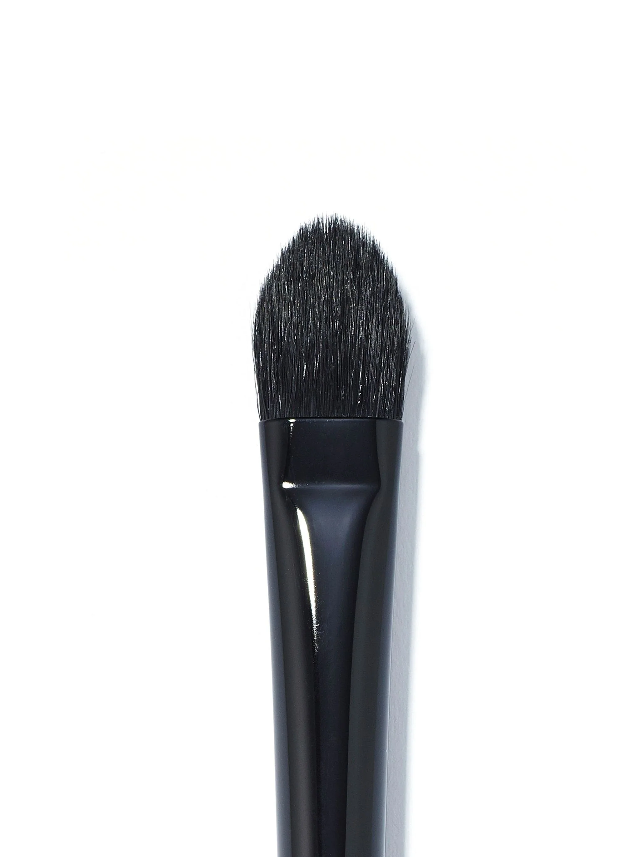 Hood Eyeshadow Brush 13 - Image 2